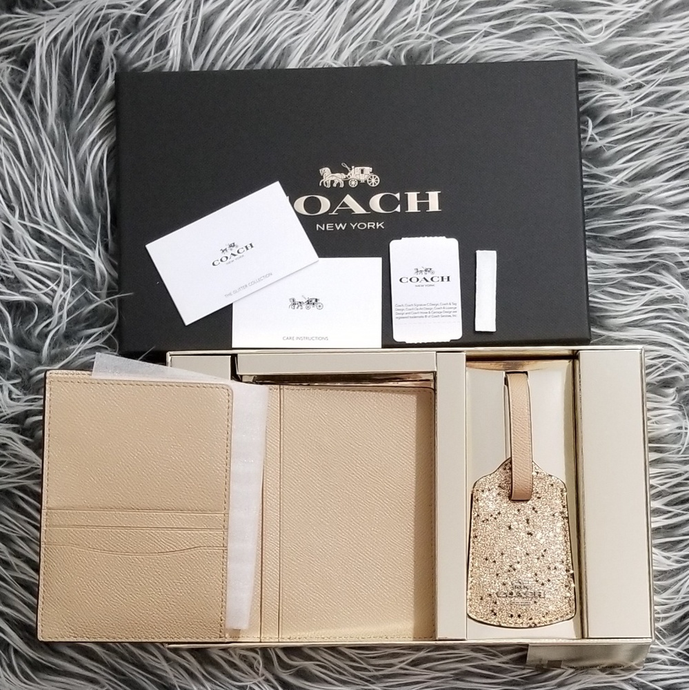 🍒NIB🍒 BOXED COACH JETSETTER TRAVEL SET - Picture 7 of 8